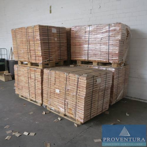 Baumaterial Holzfliesen Fein ca. 7 Paletten je ca. 30x30 cm